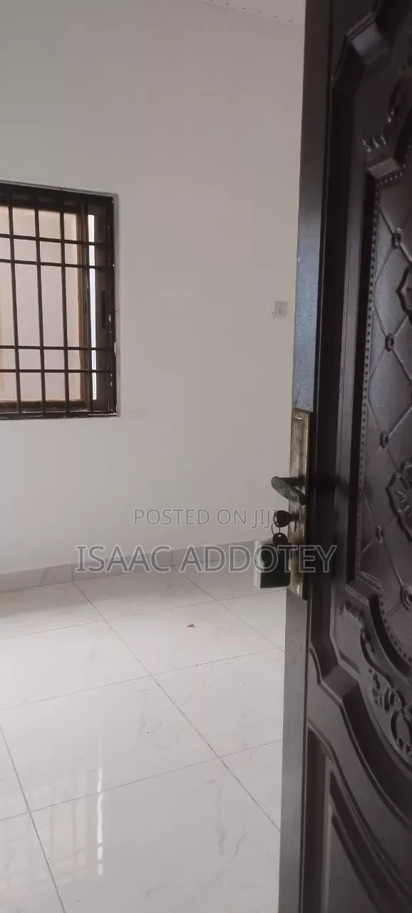 1bdrm Apartment in Lashibi Ecg Area, Baatsona Total for rent