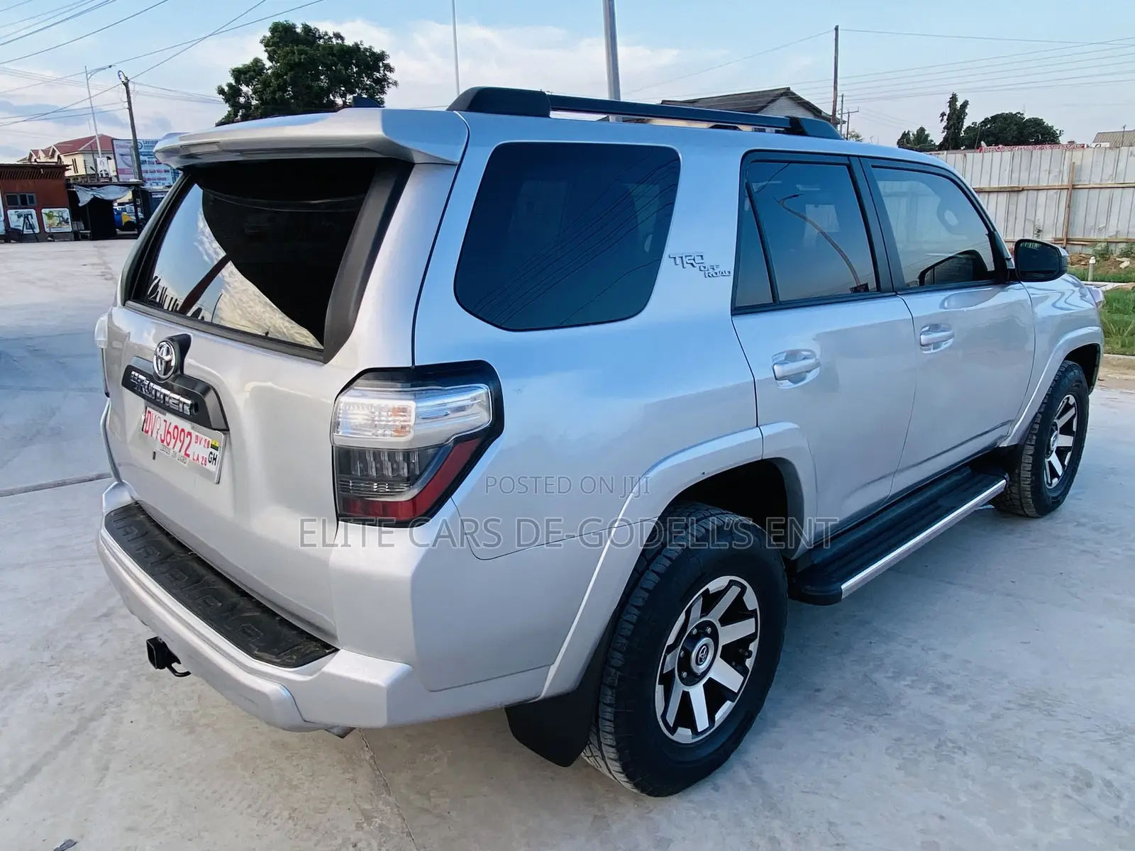 Toyota 4-Runner SR5 4x4 2019 Silver