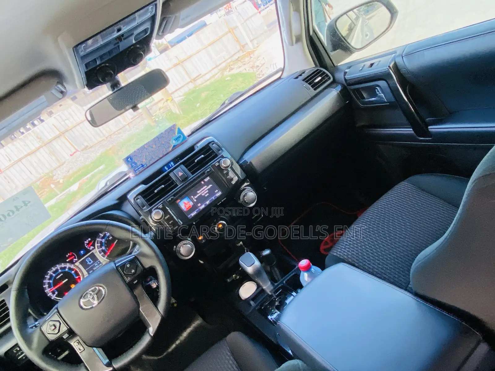 Toyota 4-Runner SR5 4x4 2019 Silver