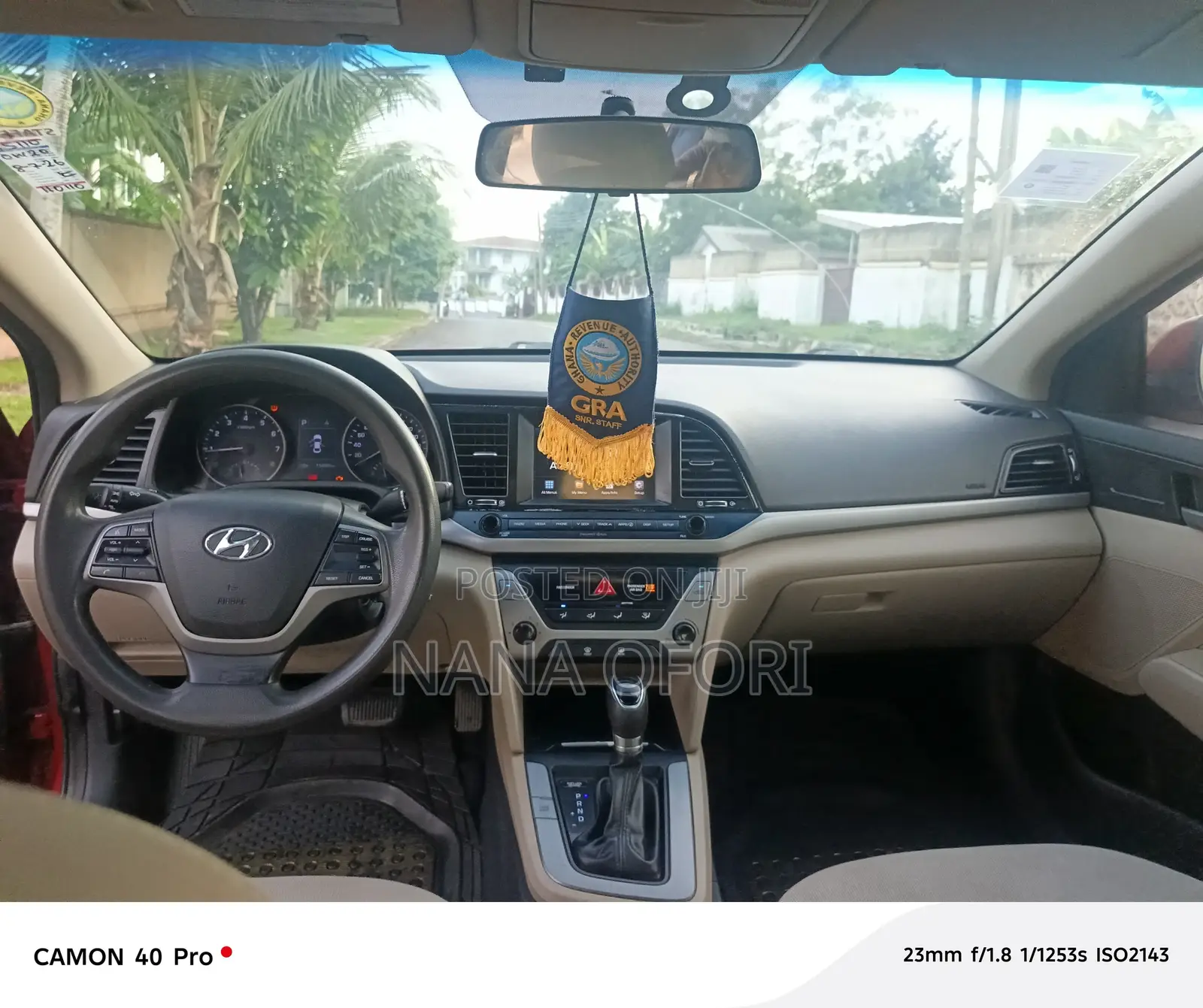 Hyundai Elantra 2017 Red