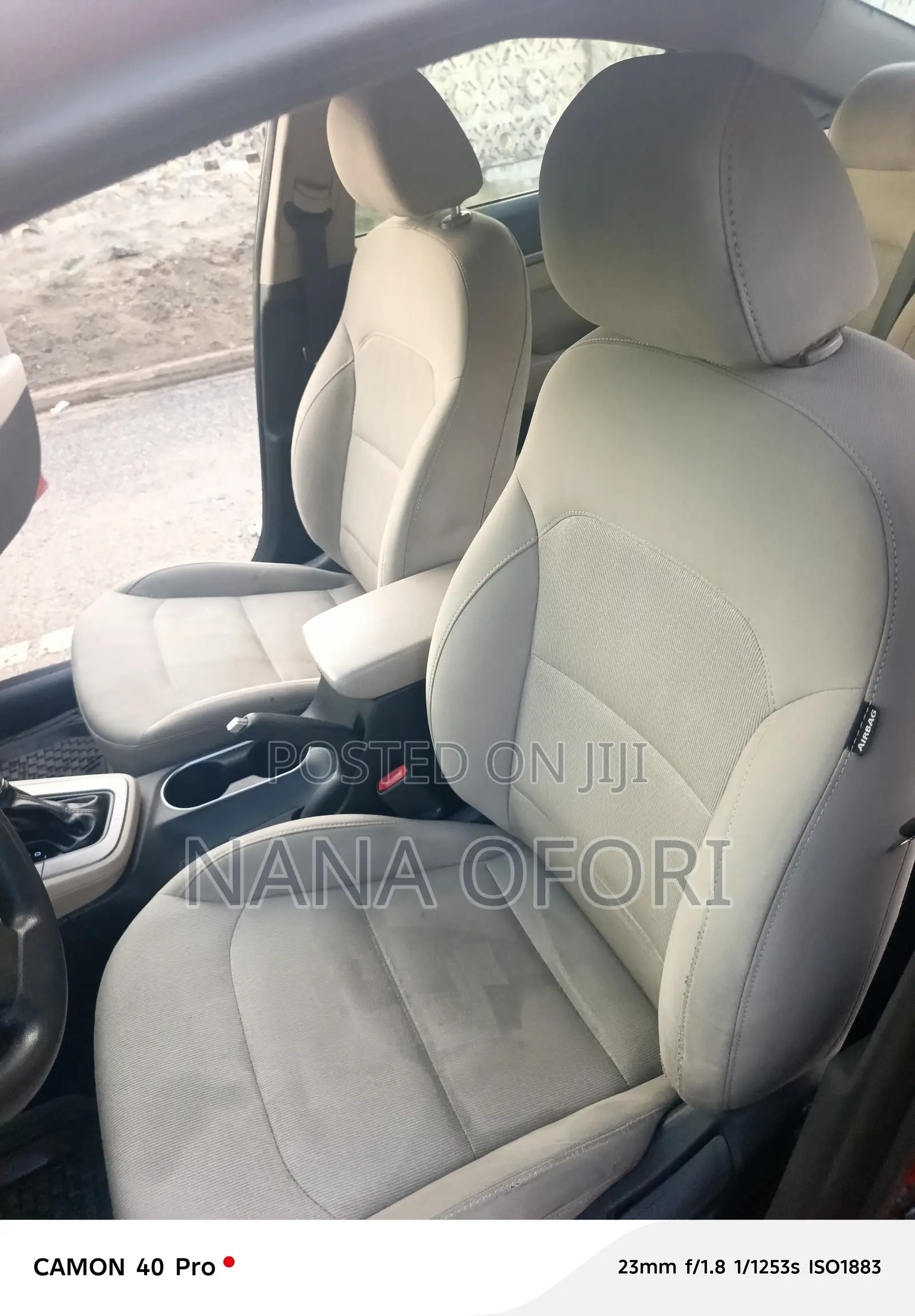 Hyundai Elantra 2017 Red