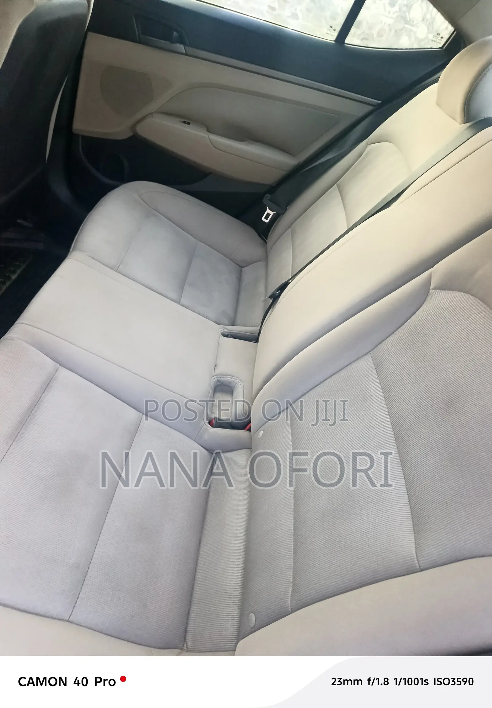 Hyundai Elantra 2017 Red