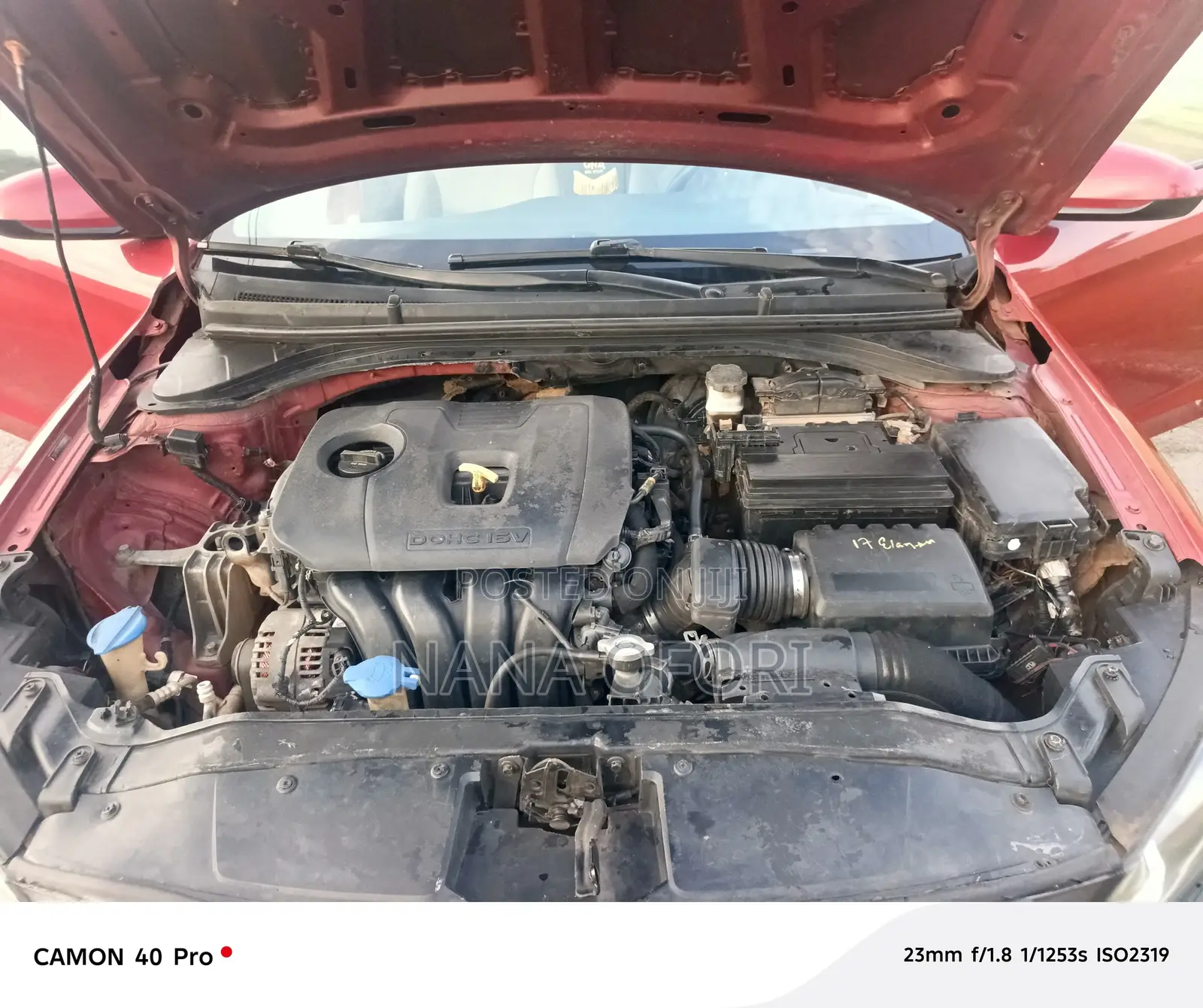 Hyundai Elantra 2017 Red
