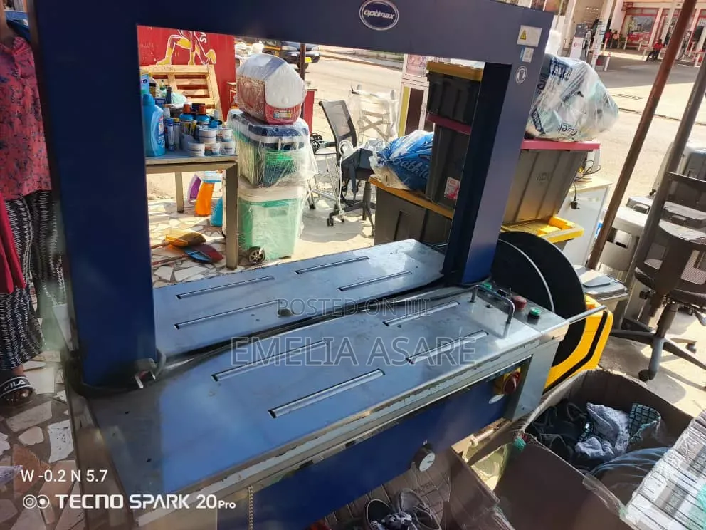 Optimax Commercial Strapping Machine