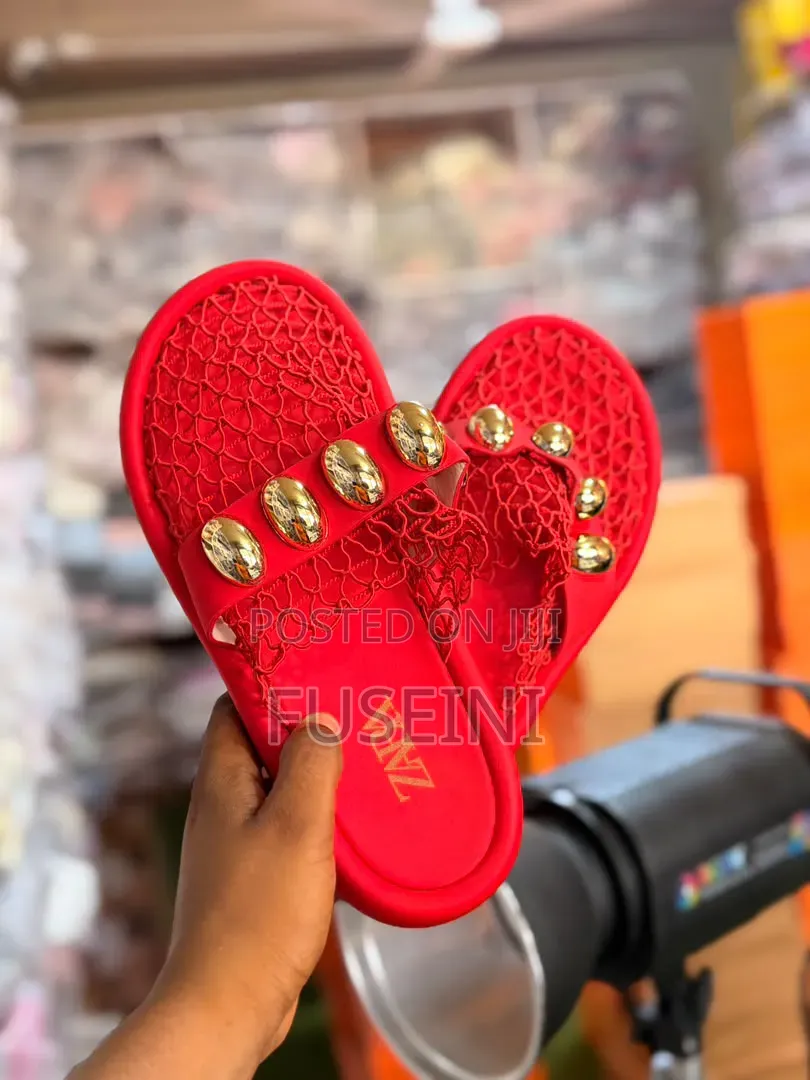 Abi Sandals