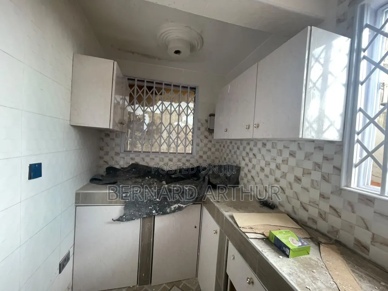 1bdrm Room & Parlour in Bernard Agency, NIC for rent