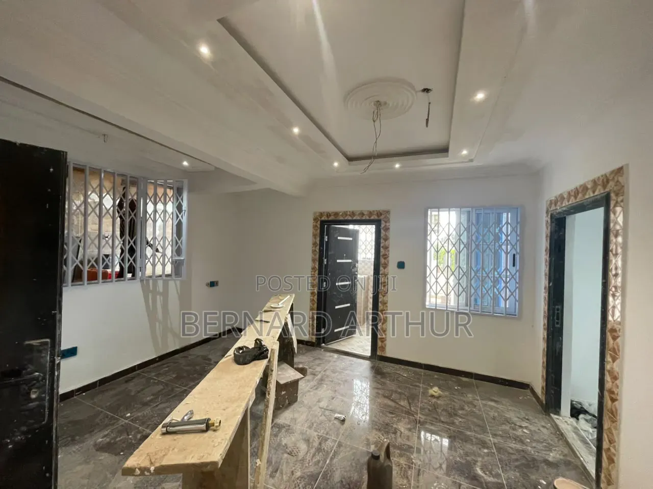 1bdrm Room & Parlour in Bernard Agency, NIC for rent