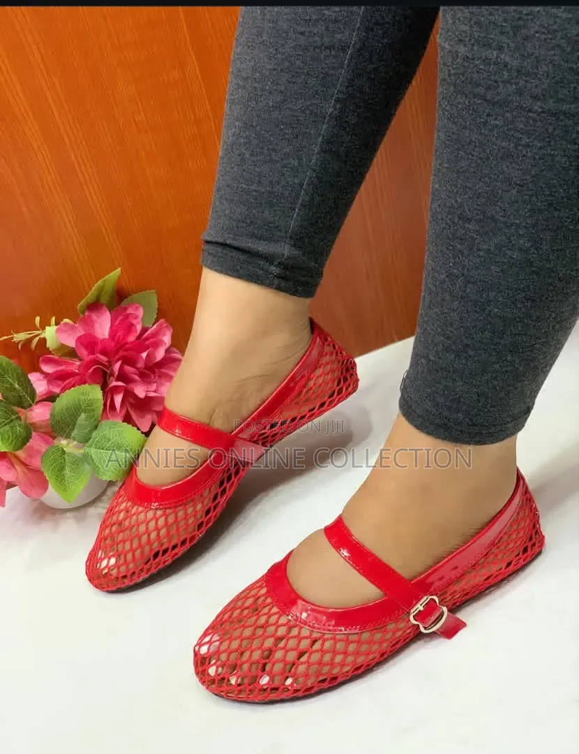 Quality Ladies Flat Shoes