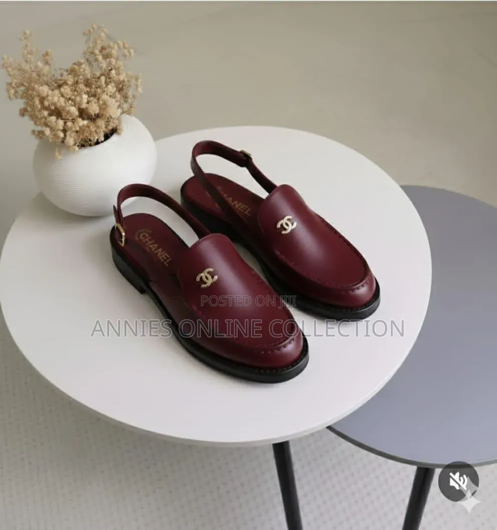 Quality Ladies Flat Shoes