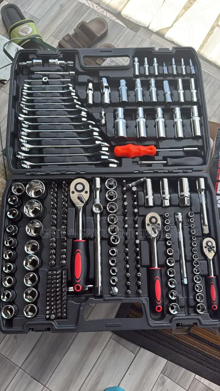 CR-V 216 Automotive Specialist Mechanical Tool Set
