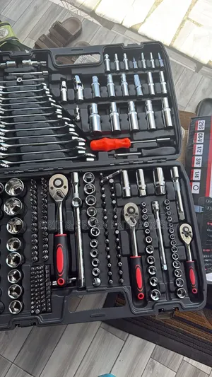 CR-V 216 Automotive Specialist Mechanical Tool Set