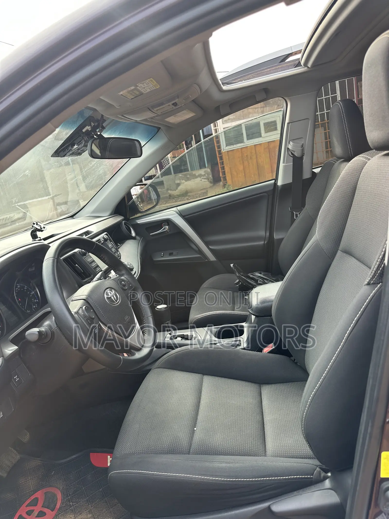 Toyota RAV4 Adventure 4dr SUV AWD (2.5L 4cyl 6A) 2018 Burgundy