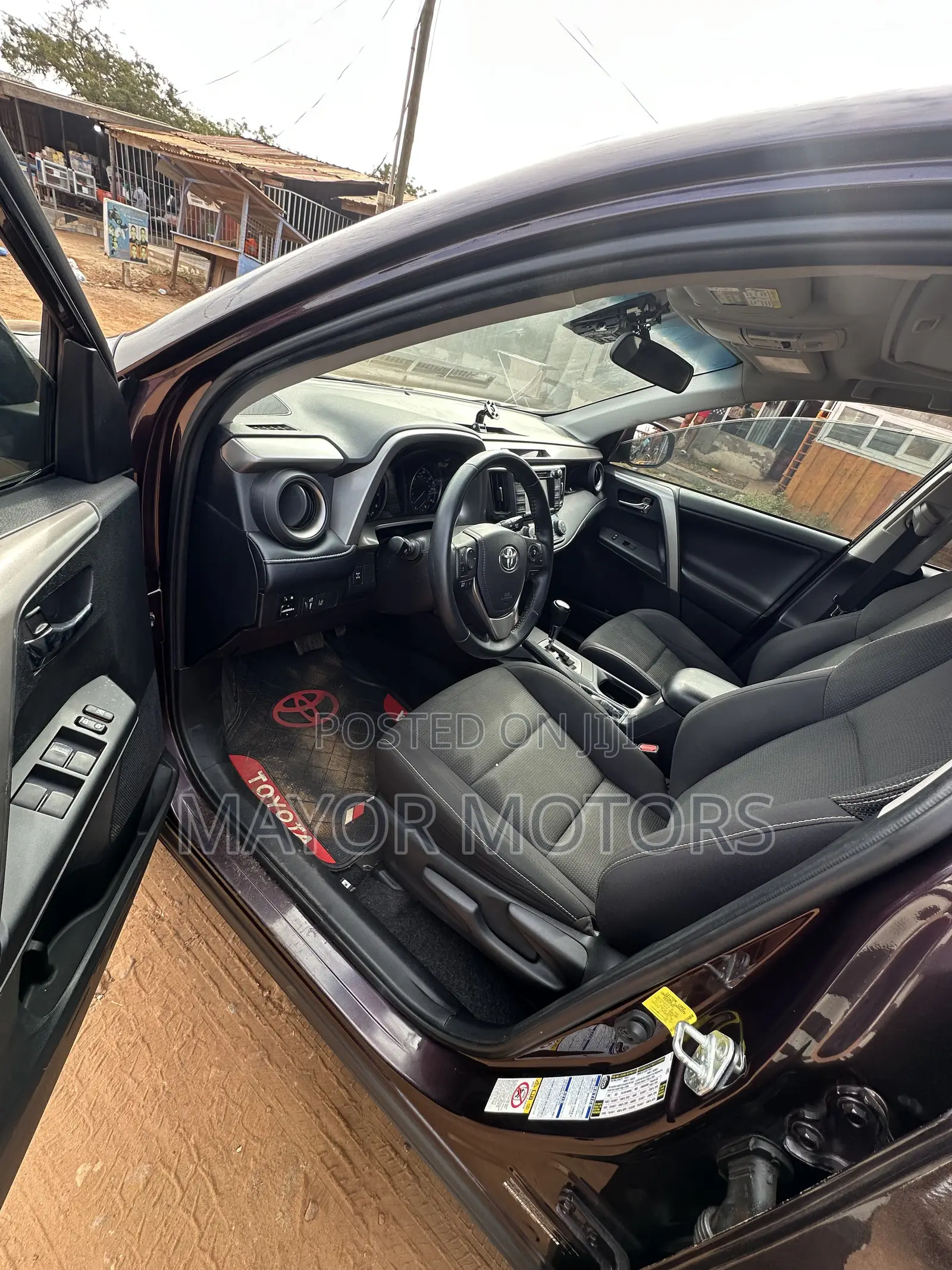 Toyota RAV4 Adventure 4dr SUV AWD (2.5L 4cyl 6A) 2018 Burgundy