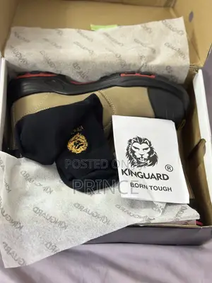 KINGUARD Chelsea No Lace Boot Size 42 - FREE Socks