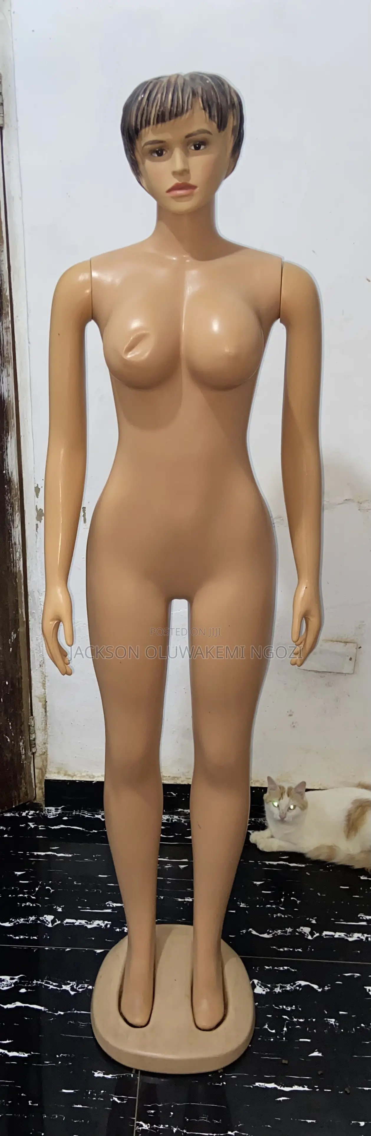 Female Full Body Manniquin