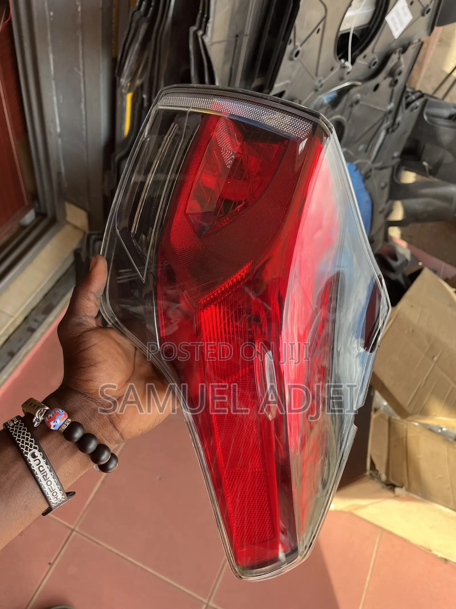 Toyota RAV4 2016 to 2018 Tail Light Led.