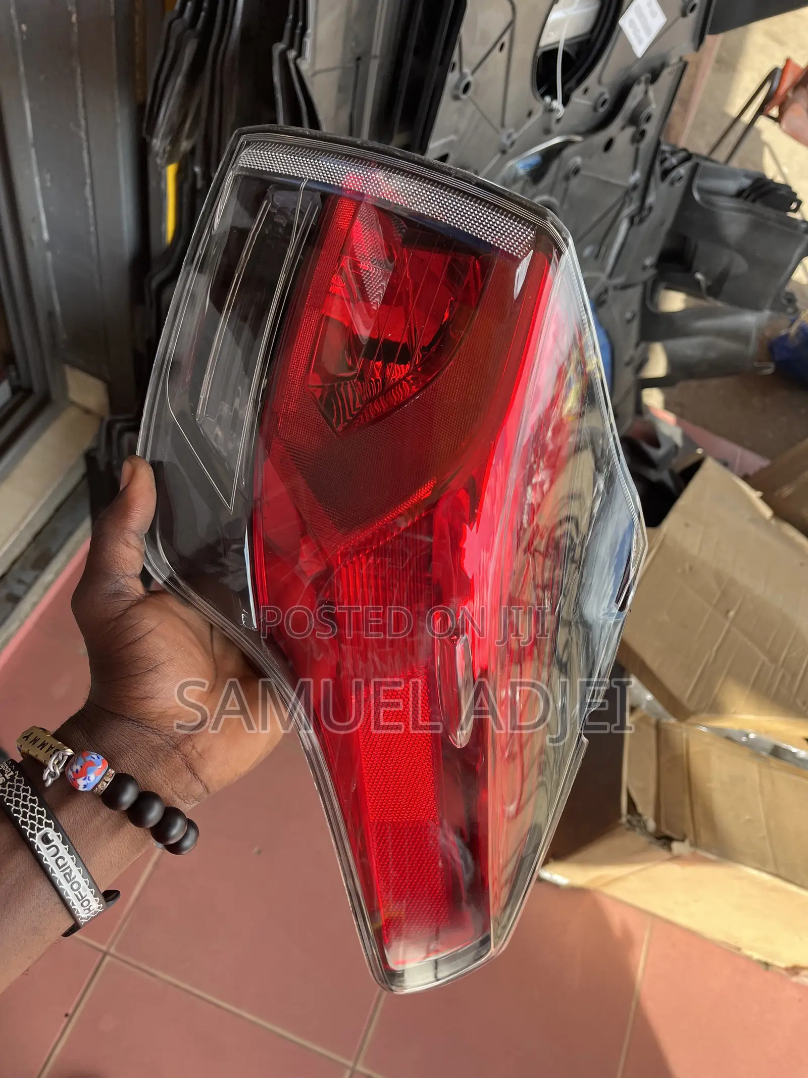 Toyota RAV4 2016 to 2018 Tail Light Led.