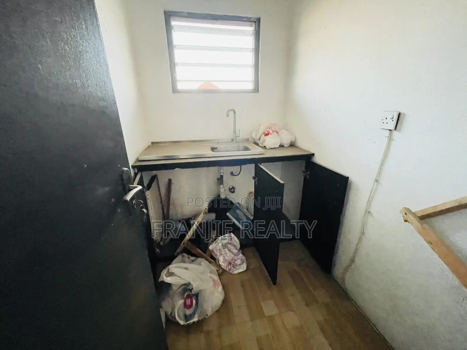 Office Space for Rent at Mallam