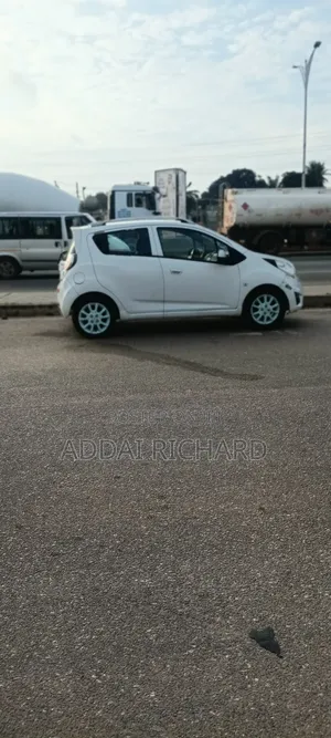Chevrolet Spark 2015 White