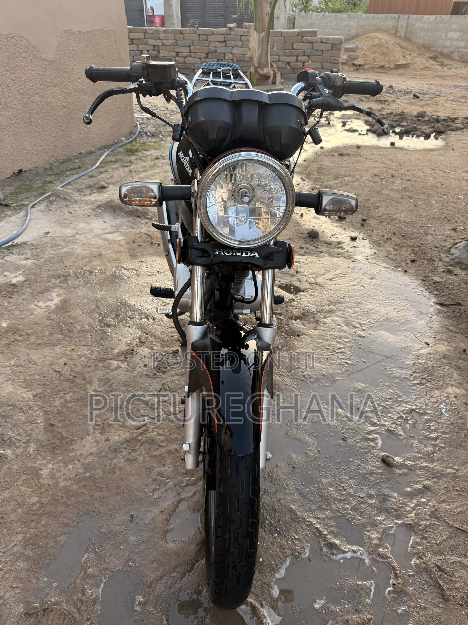 Honda CB 2013 Black