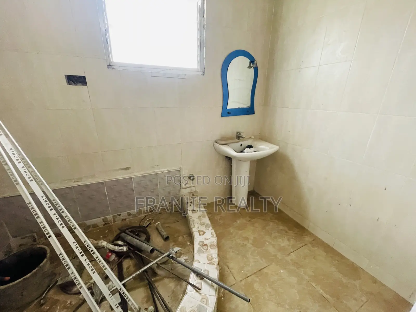 2bdrm Apartment in Franjie Realty, Weija for rent
