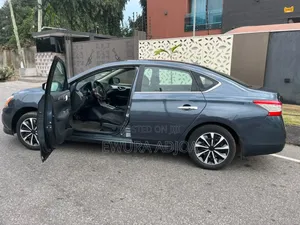 Nissan Sentra 2015 Gray