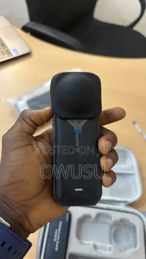 Insta360 X5