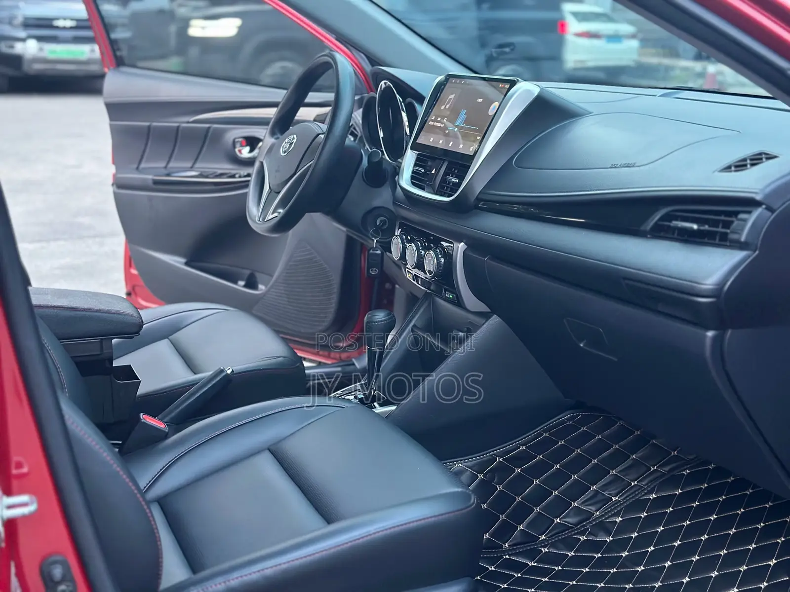 Toyota Yaris 2021 Black