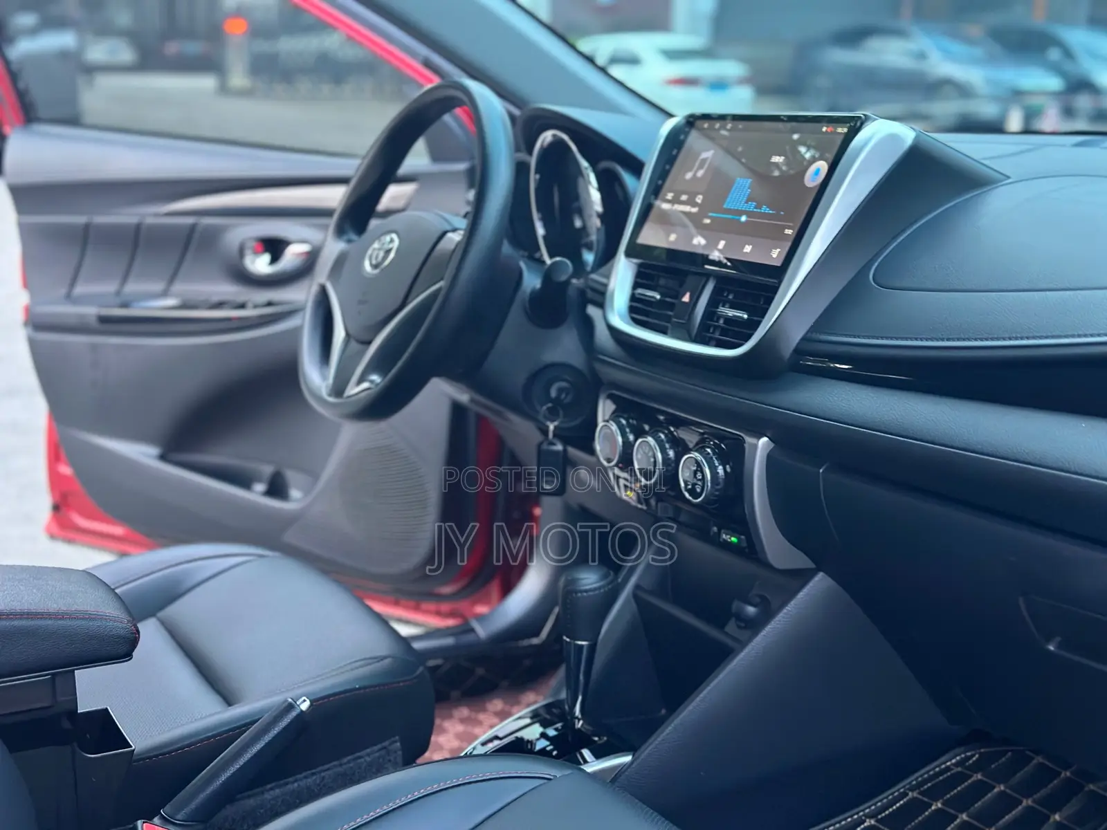 Toyota Yaris 2021 Black