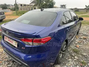 Toyota Corolla SE 2022 Blue