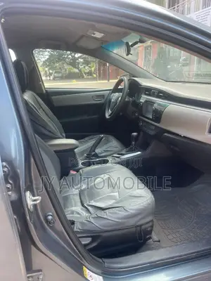 Toyota Corolla 2015