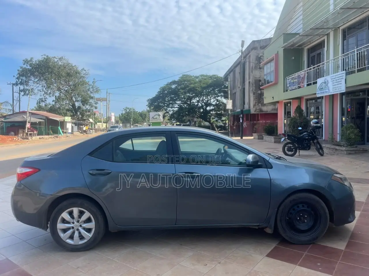 Toyota Corolla 2015