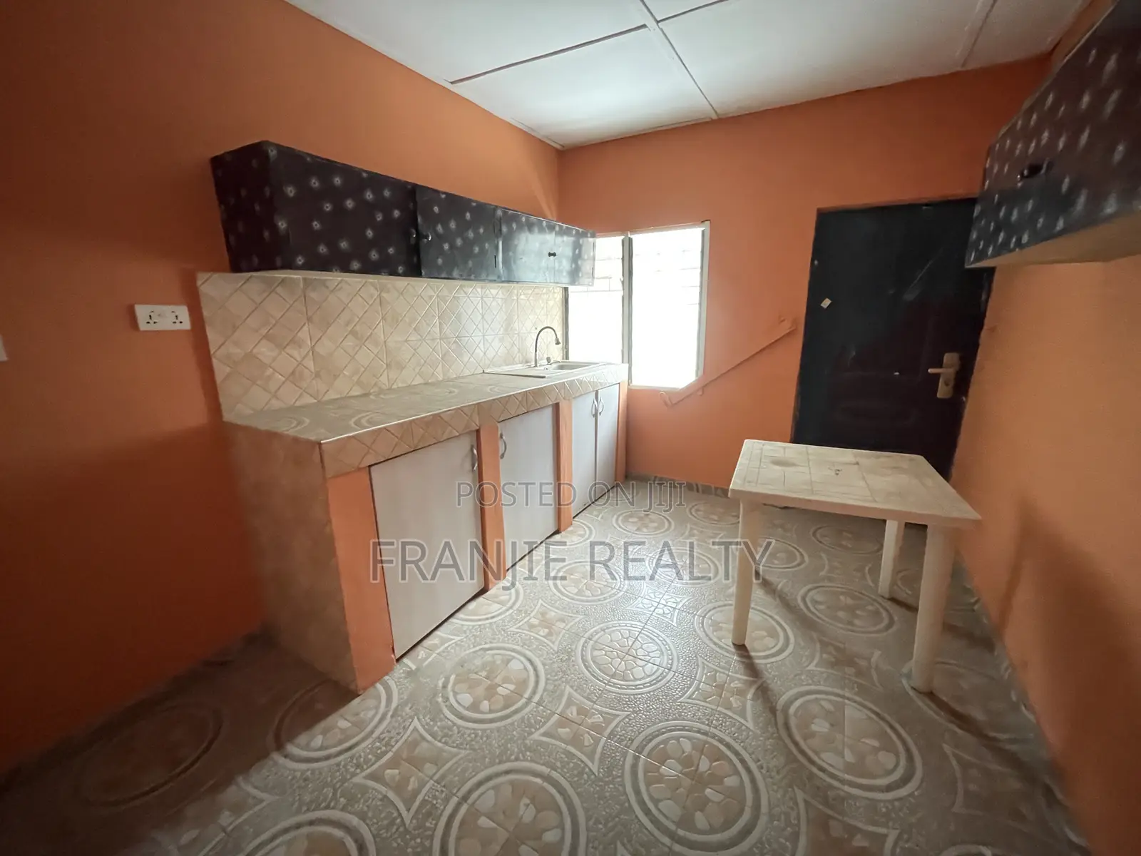 3bdrm Apartment in Franjie Realty, Weija for rent
