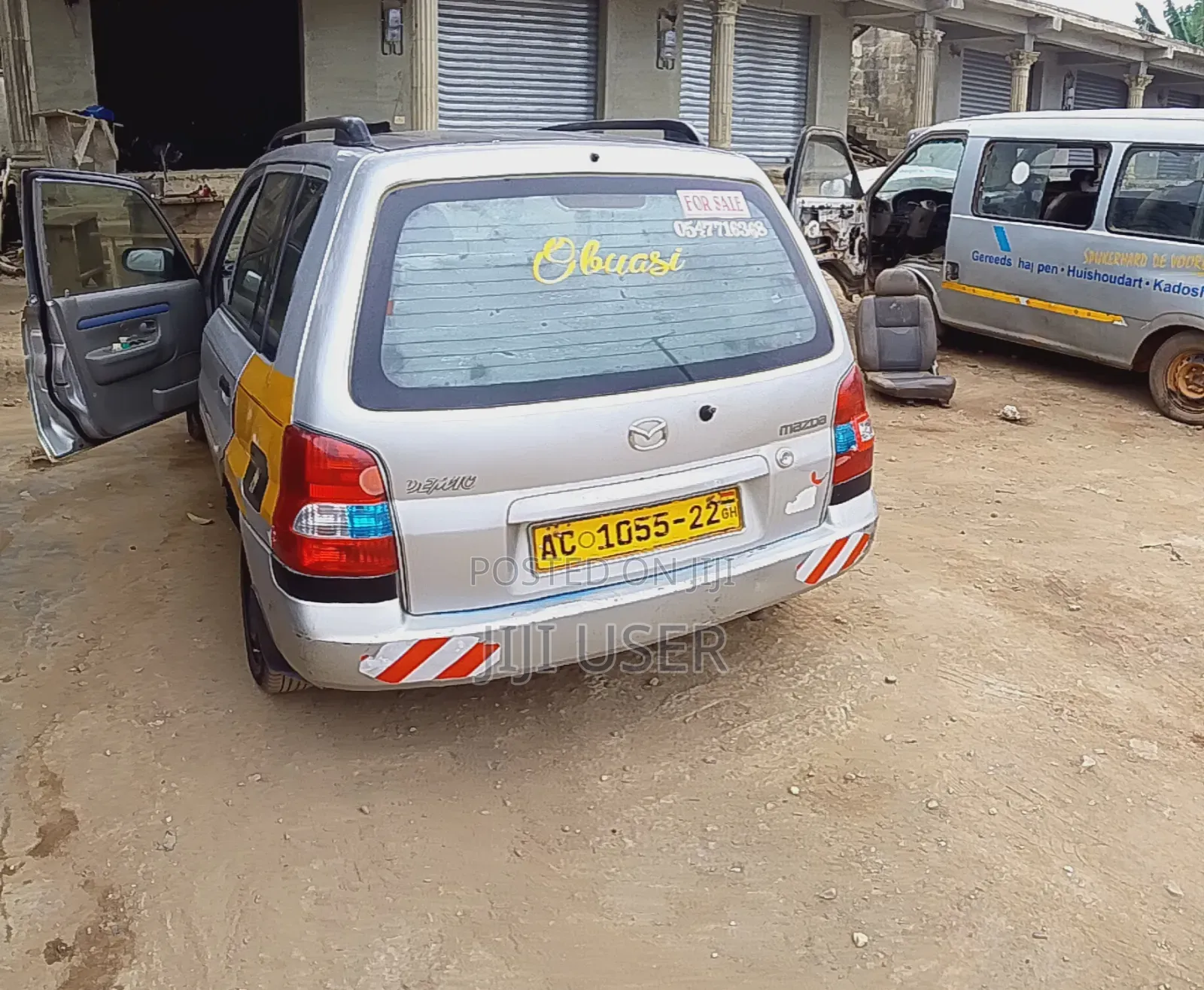 Mazda Demio 2001 Silver
