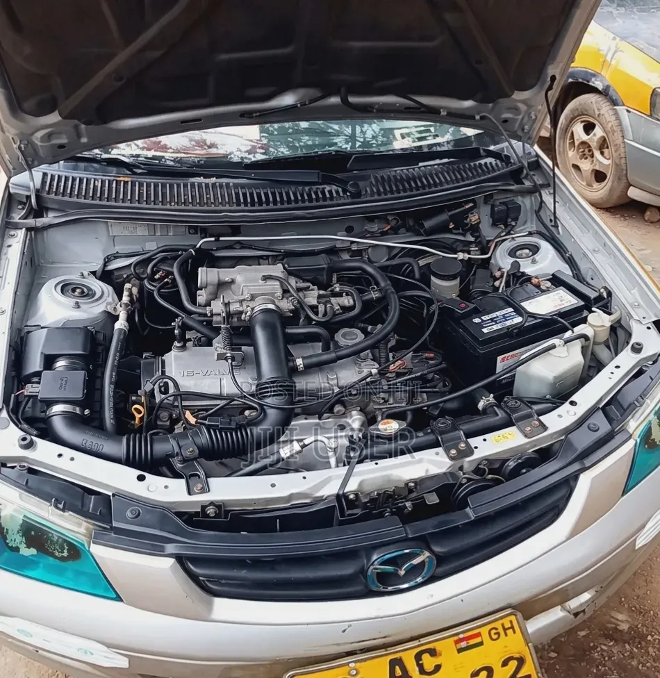 Mazda Demio 2001 Silver