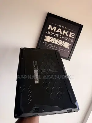 Laptop Asus 16GB AMD Ryzen 5 SSD 1T