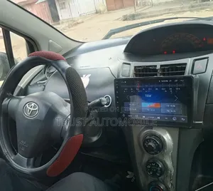 Toyota Vitz 2010 Black