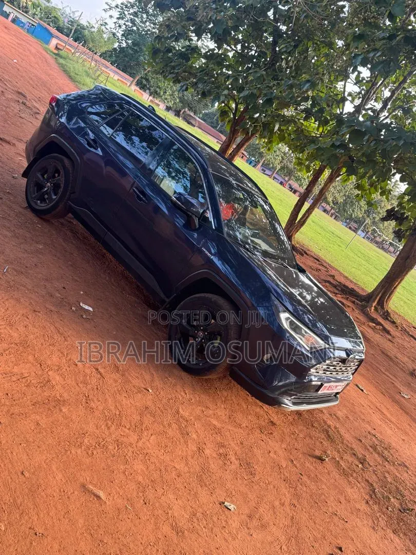 Toyota RAV4 2022 Black
