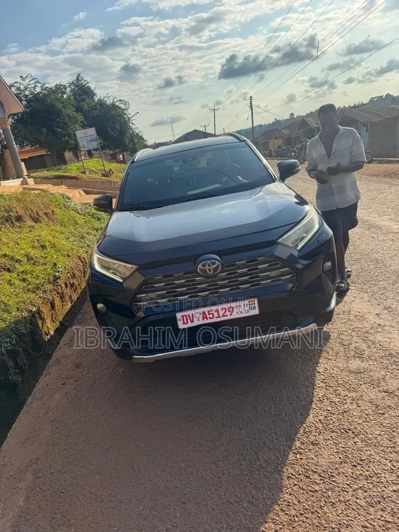 Toyota RAV4 2022 Black