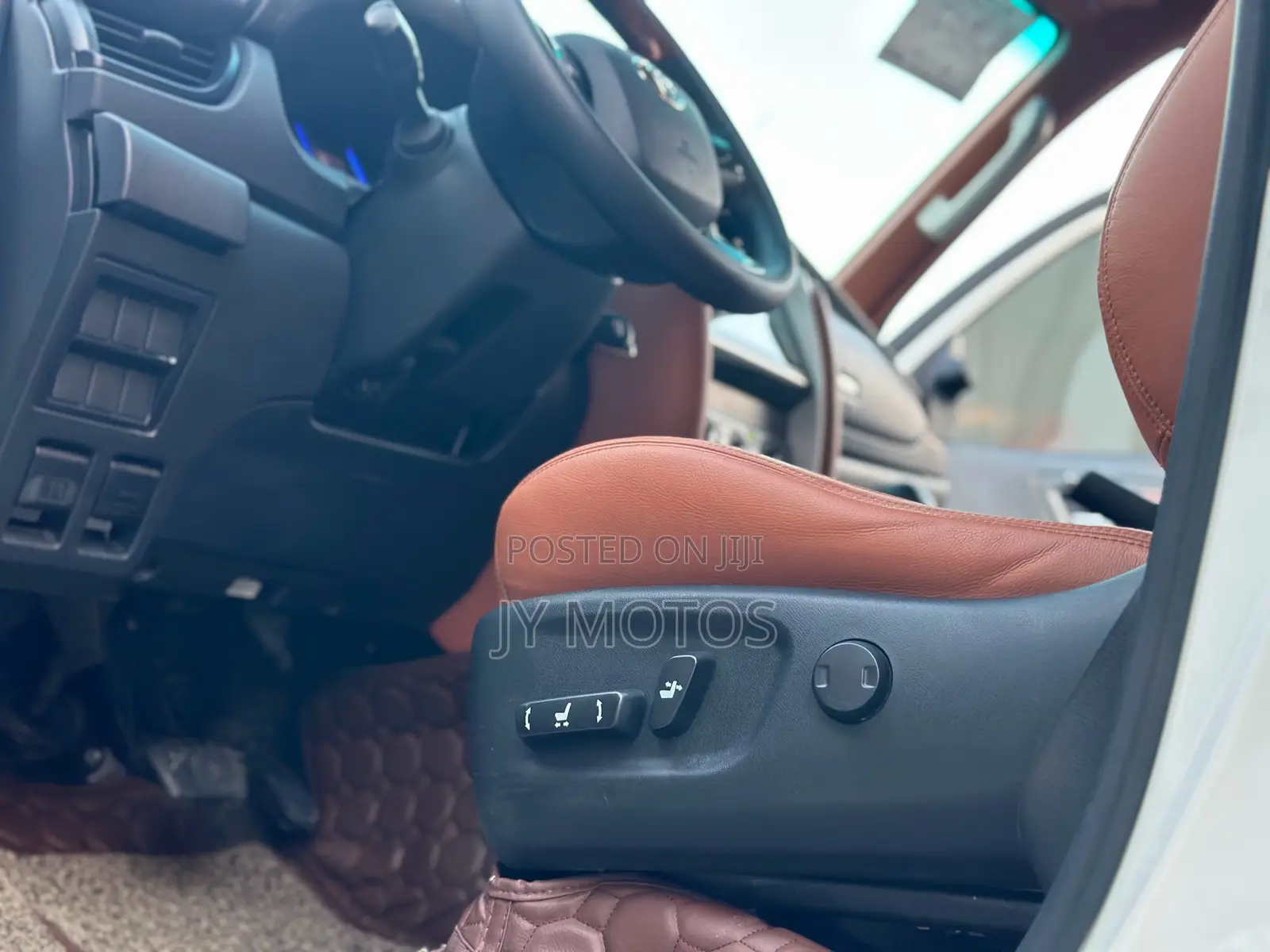 Toyota Fortuner 2.7 AWD 2018 White