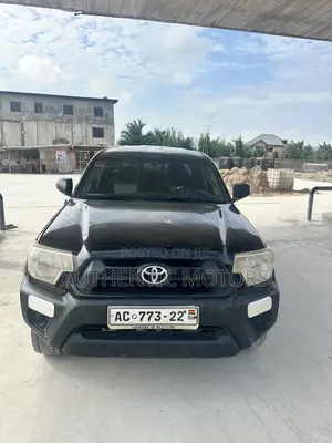 Toyota Tacoma PreRunner 4dr Double Cab 5.0 ft. SB (2.7L 4cyl 4A) 2015