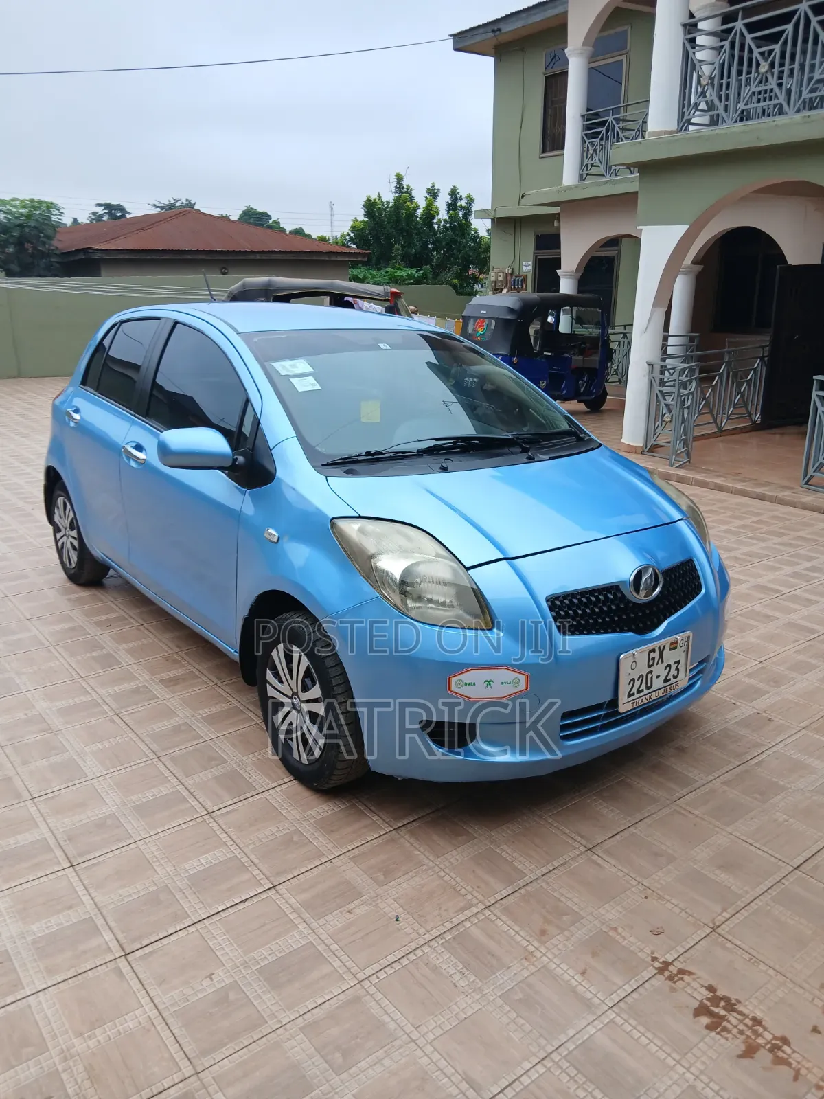 Toyota Vitz 1.3 FWD 3dr 2010 Blue