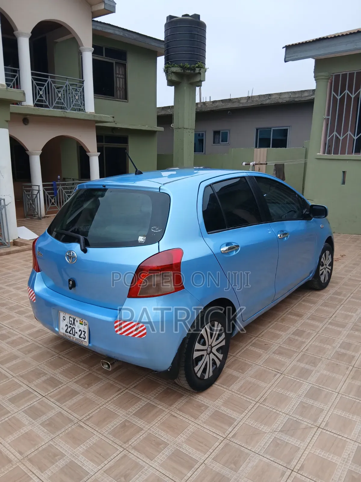 Toyota Vitz 1.3 FWD 3dr 2010 Blue