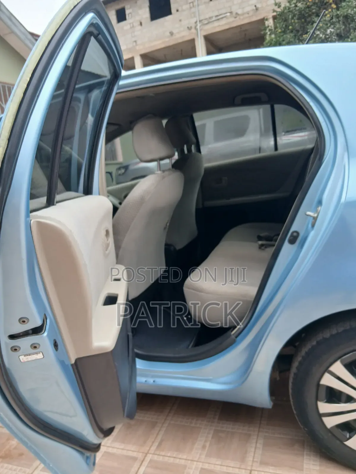 Toyota Vitz 1.3 FWD 3dr 2010 Blue