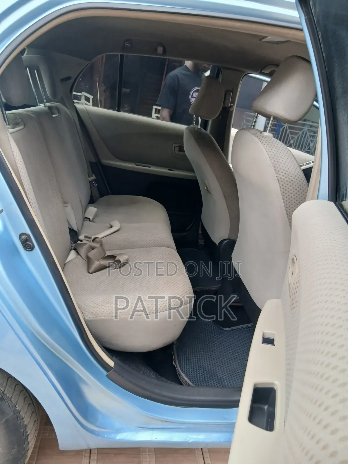Toyota Vitz 1.3 FWD 3dr 2010 Blue