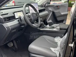 New Toyota RAV4 XLE Premium 2026 Black
