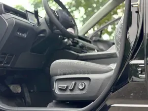 New Toyota RAV4 XLE Premium 2026 Black