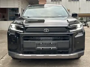 New Toyota RAV4 XLE Premium 2026 Black