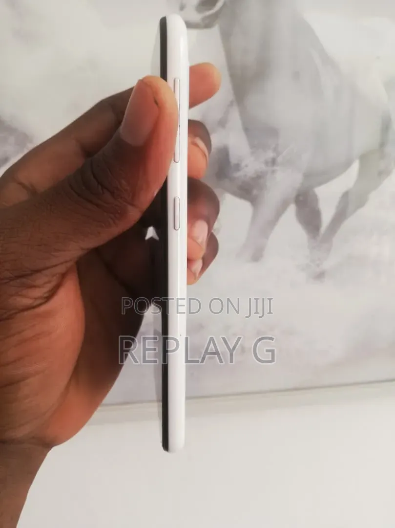Samsung Galaxy A20e 32 GB White