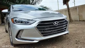 Hyundai Elantra 2017 Silver